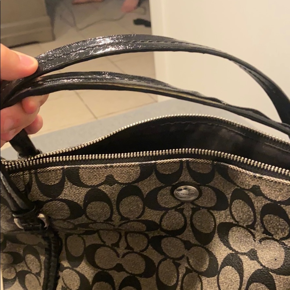 Coach bag!! - Picture 3 of 3